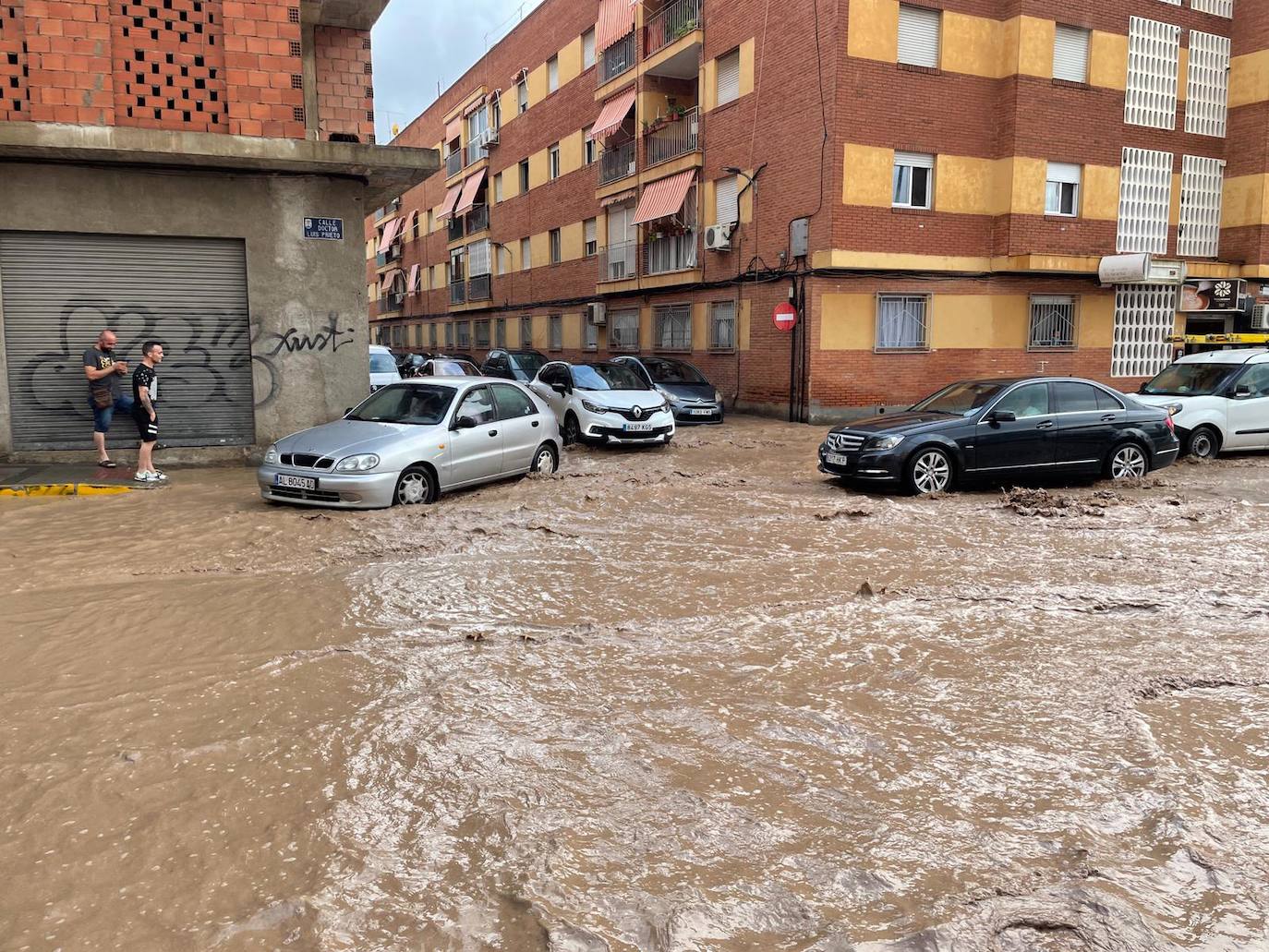 Fotos: La lluvia torrencial desborda calles y ramblas en Águilas
