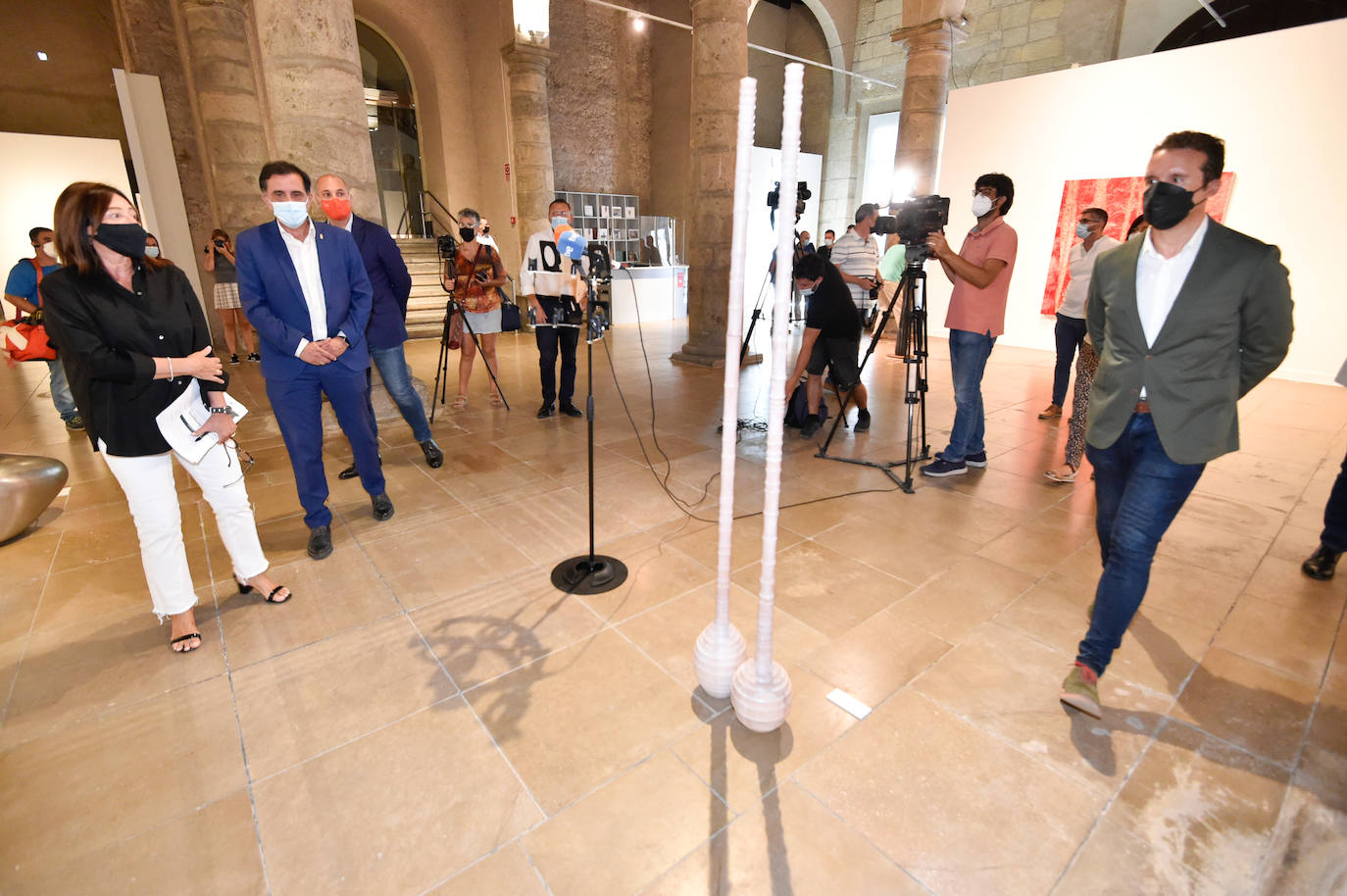 Fotos: La exposición &#039;Idea de una colección&#039; acoge en El Almudí obras de 19 artistas