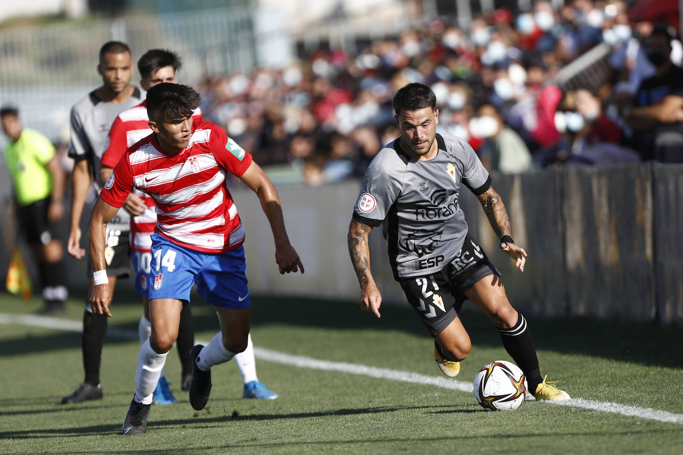 Fotos: El empate del Real Murcia ante el Recreativo Granada, en imágenes