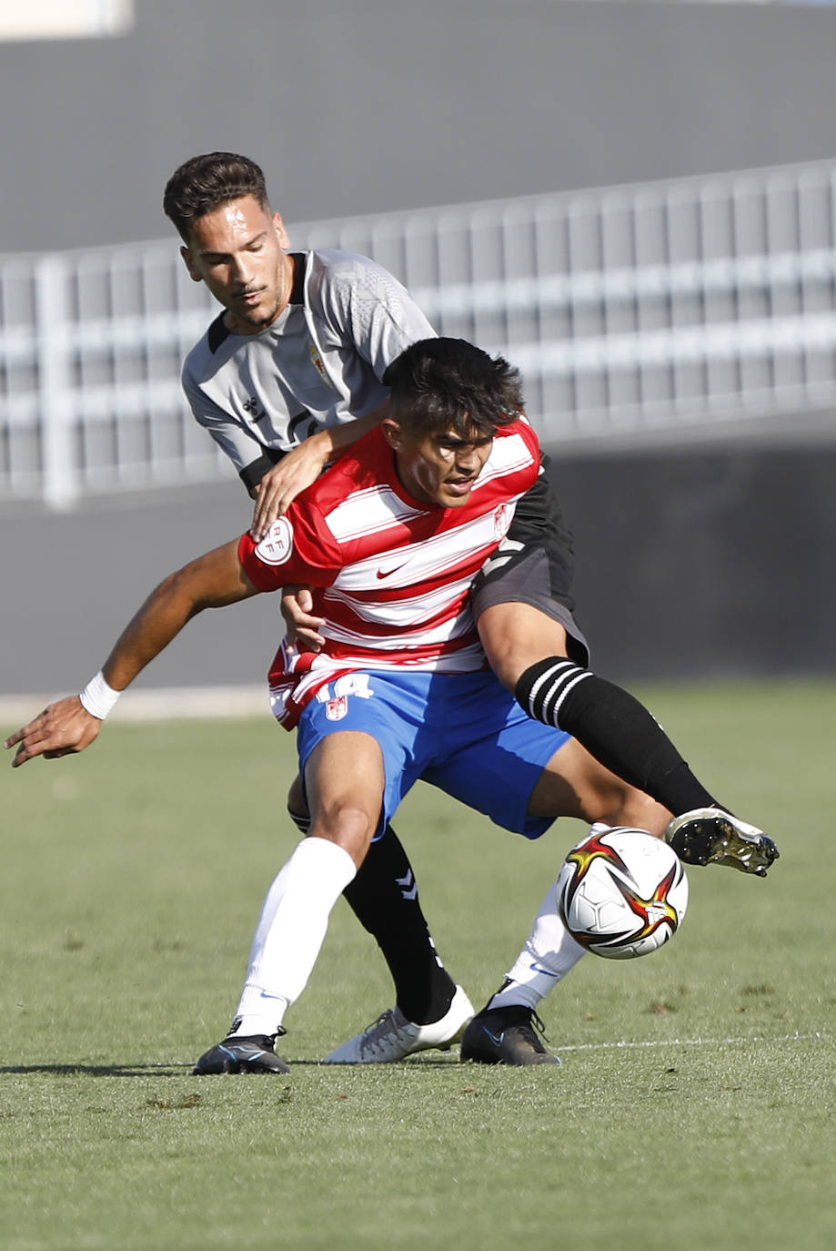 Fotos: El empate del Real Murcia ante el Recreativo Granada, en imágenes