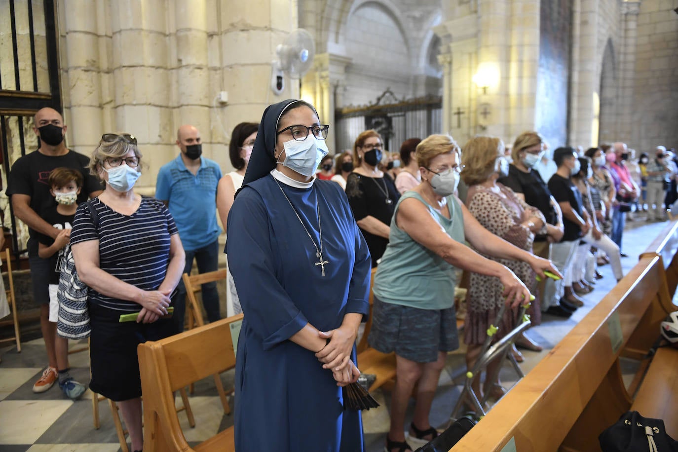 Fotos: Colas de espera para ver a la Virgen de la Fuensanta en el día de la Romería