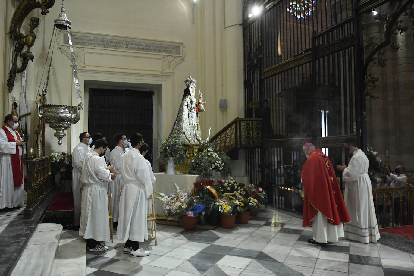 Fotos: Colas de espera para ver a la Virgen de la Fuensanta en el día de la Romería