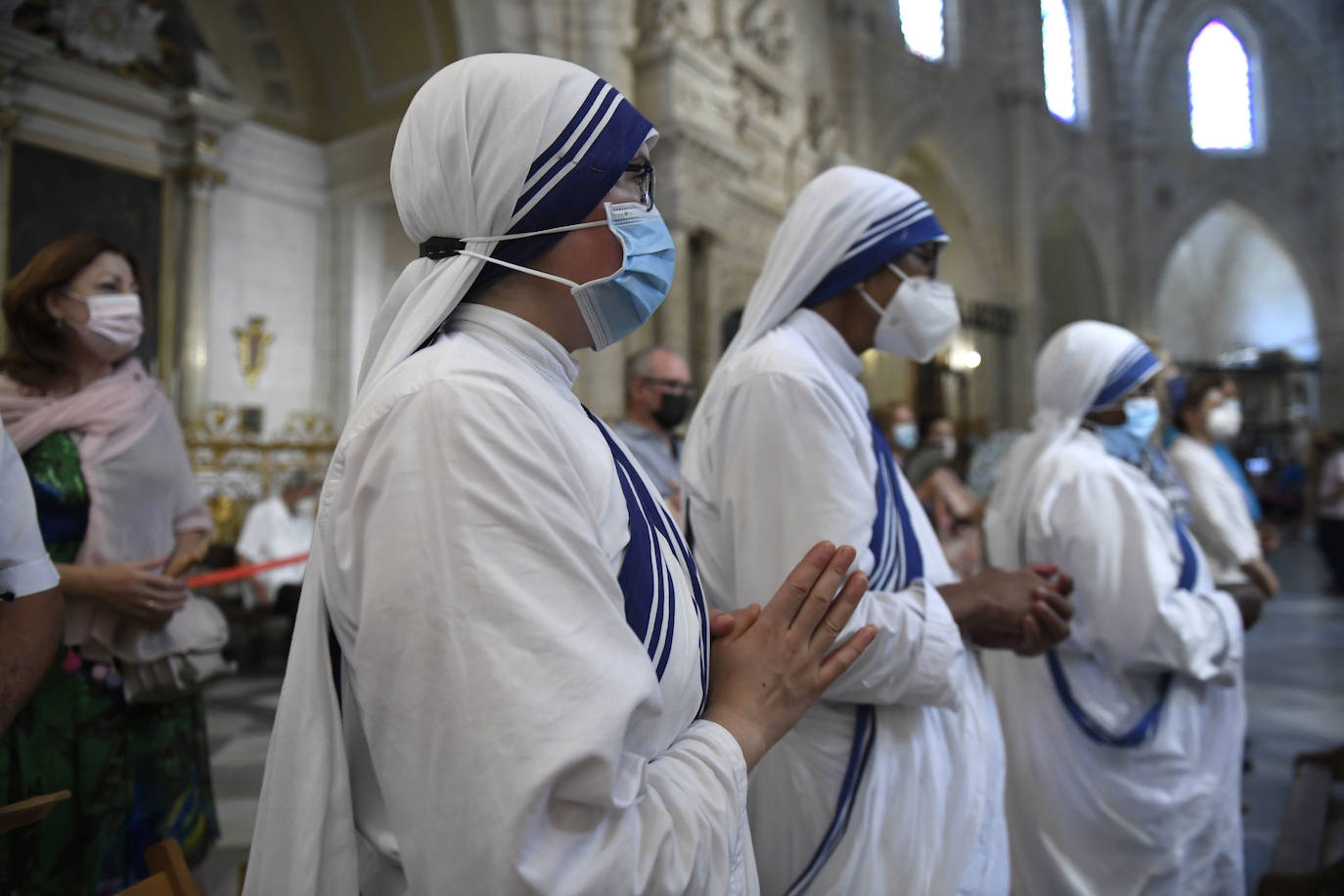 Fotos: Colas de espera para ver a la Virgen de la Fuensanta en el día de la Romería