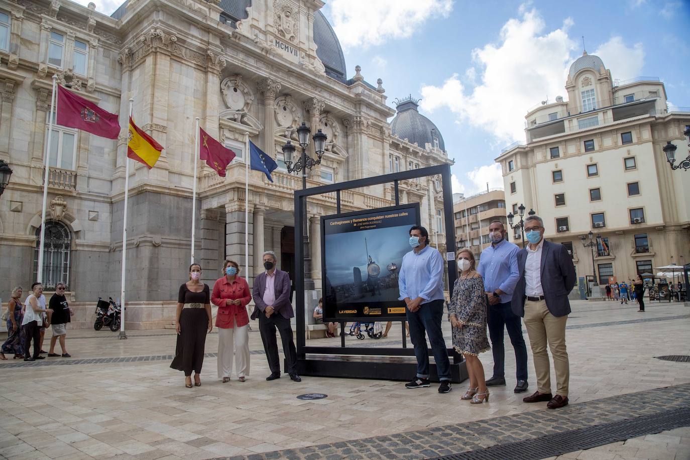 Fotos: Las fiestas de Cartagena se retratan en la calle