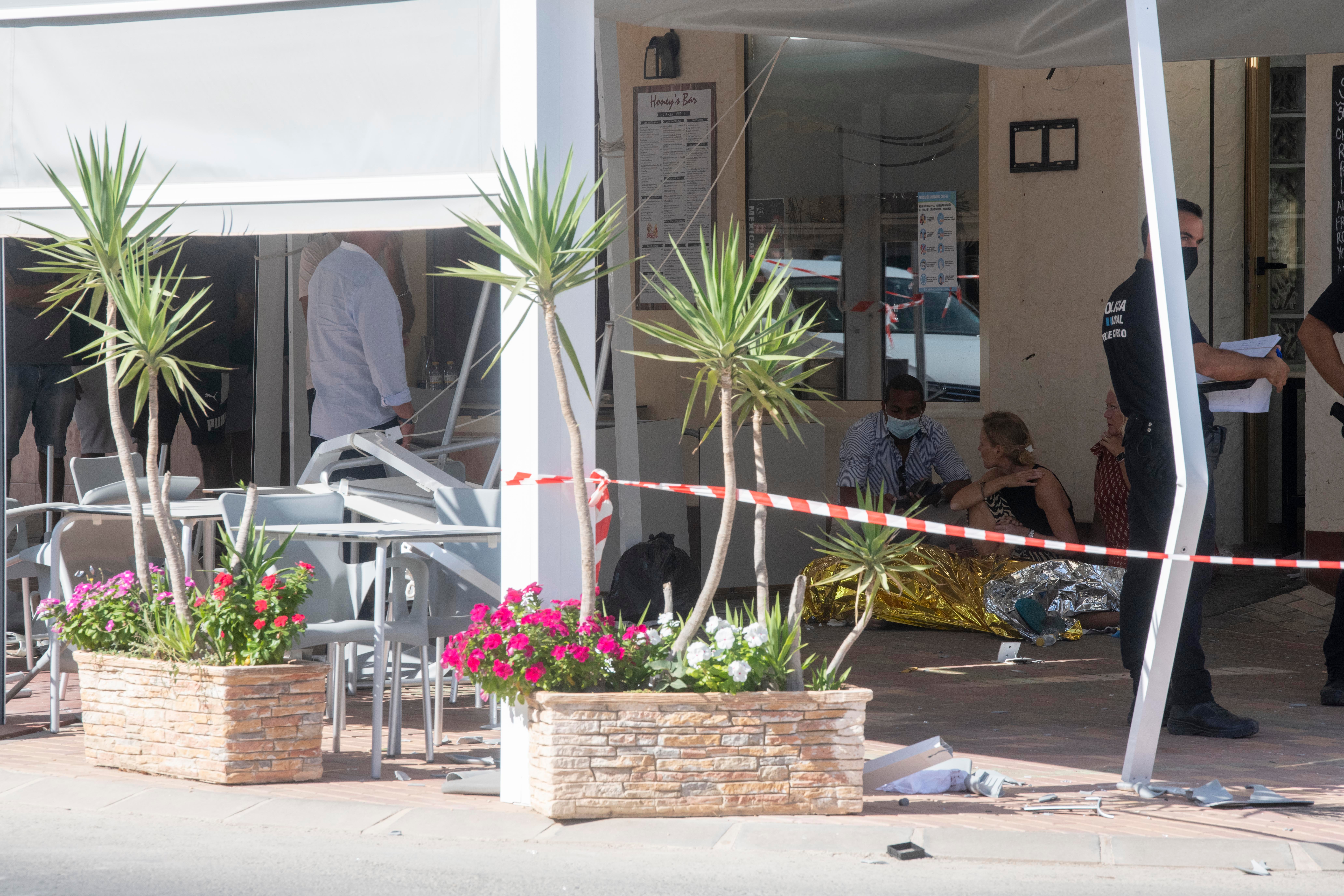 Fotos: Dos muertos en un atropello múltiple en la terraza de un bar de Torre Pacheco
