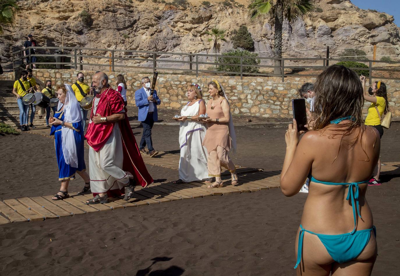 Fotos: Encendido del Fuego Sagrado y pregón de las Fiestas de Carthagineses y Romanos
