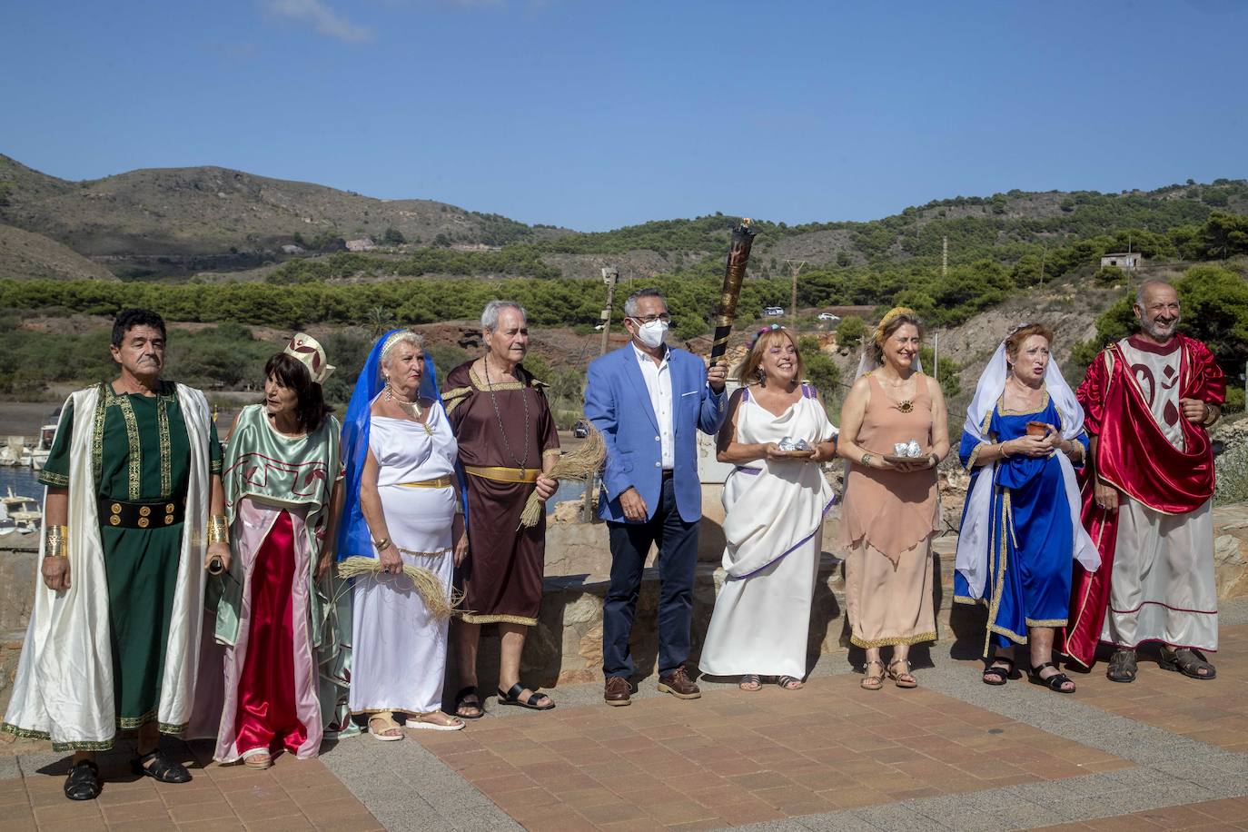 Fotos: Encendido del Fuego Sagrado y pregón de las Fiestas de Carthagineses y Romanos