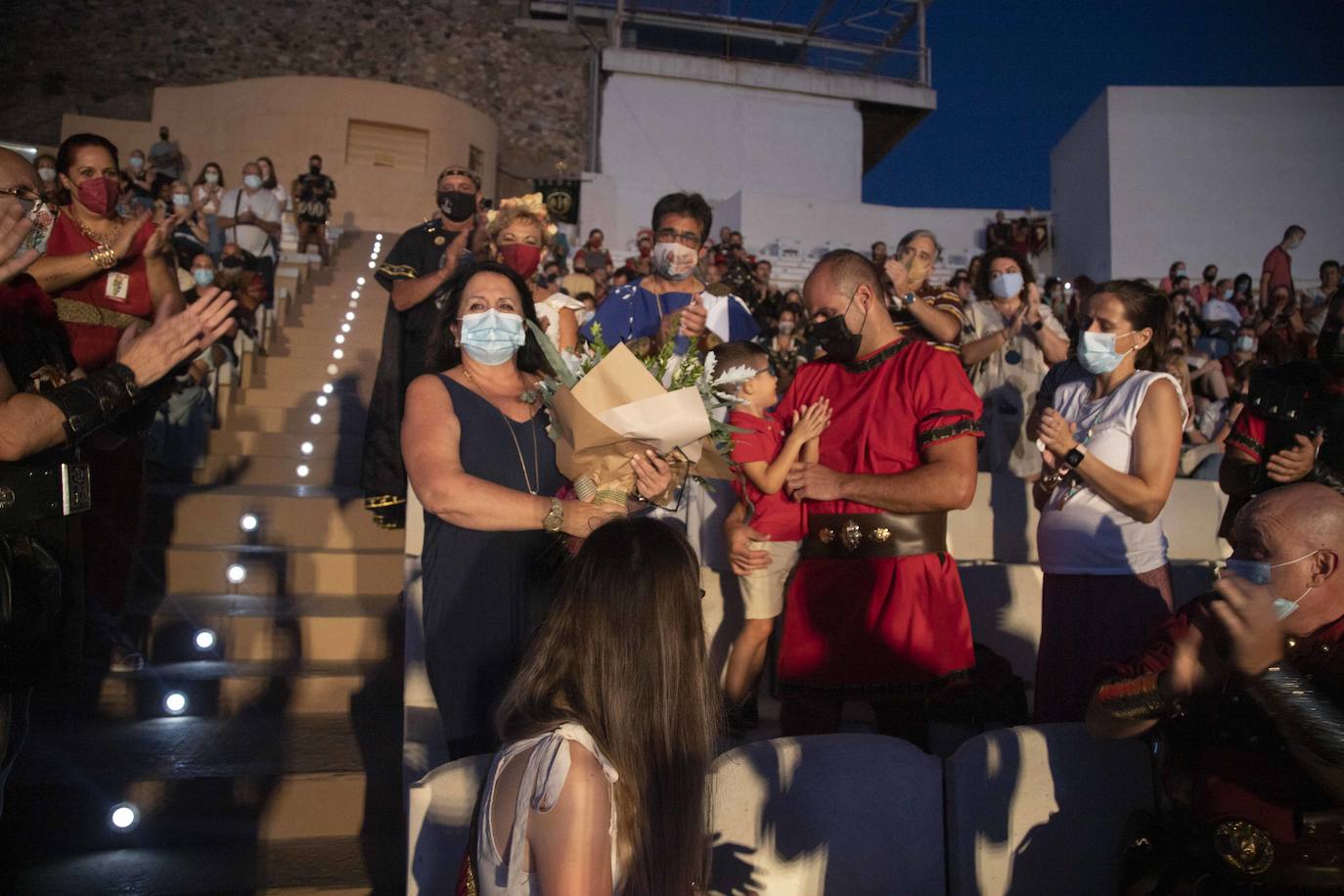 Fotos: Encendido del Fuego Sagrado y pregón de las Fiestas de Carthagineses y Romanos