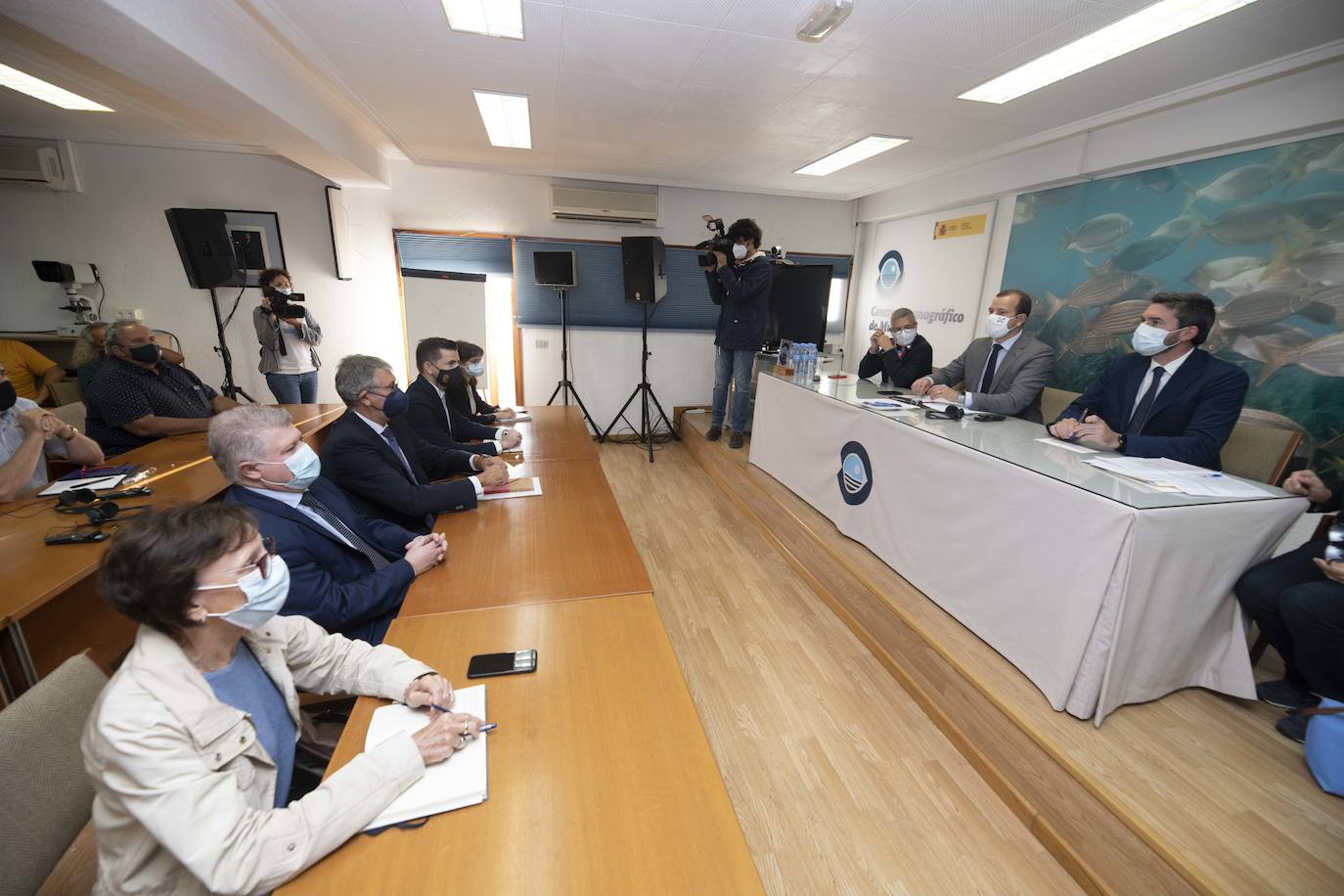 Fotos: El comisario europeo visita el Mar Menor