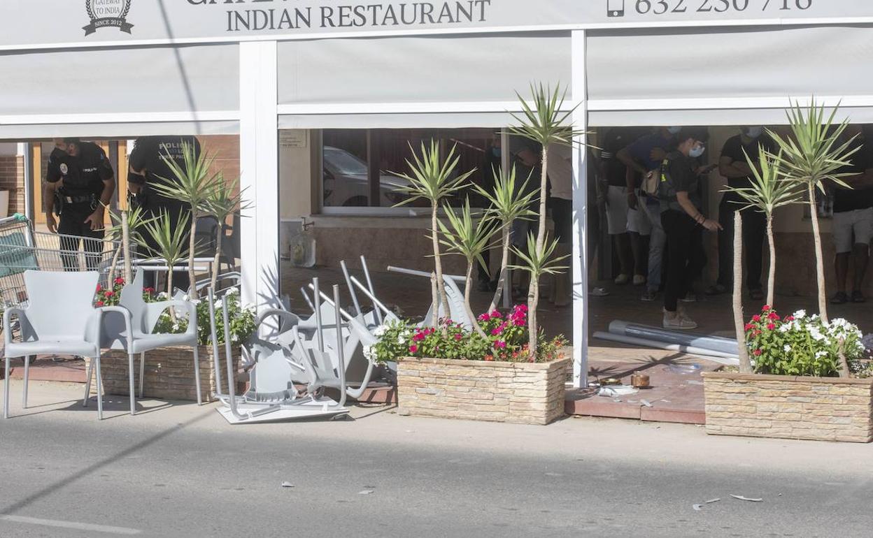 La terraza del restaurante de Roldán, tras el accidente.