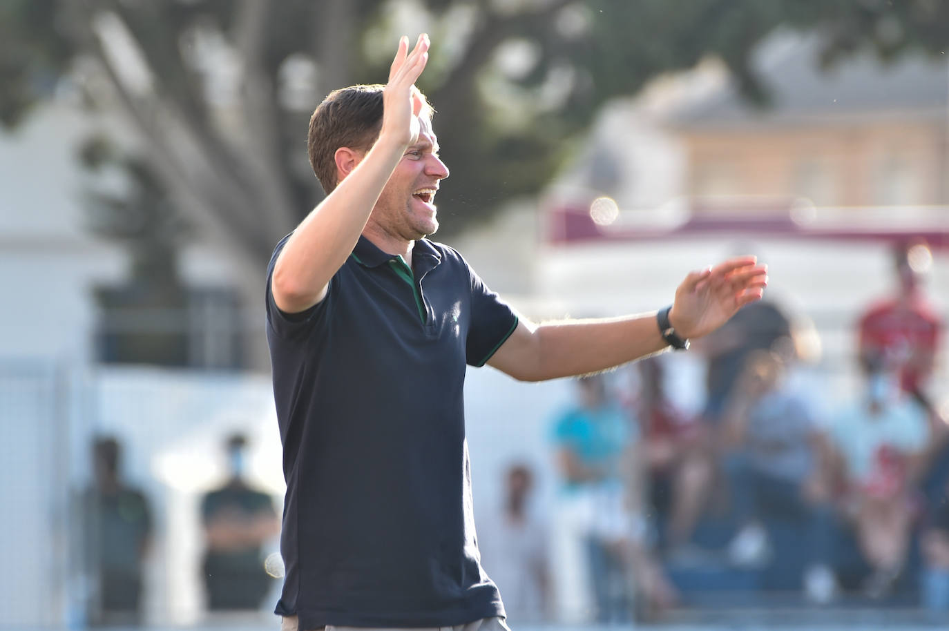 Los jugadores del Mar Menor celebrando el gol de la victoria.