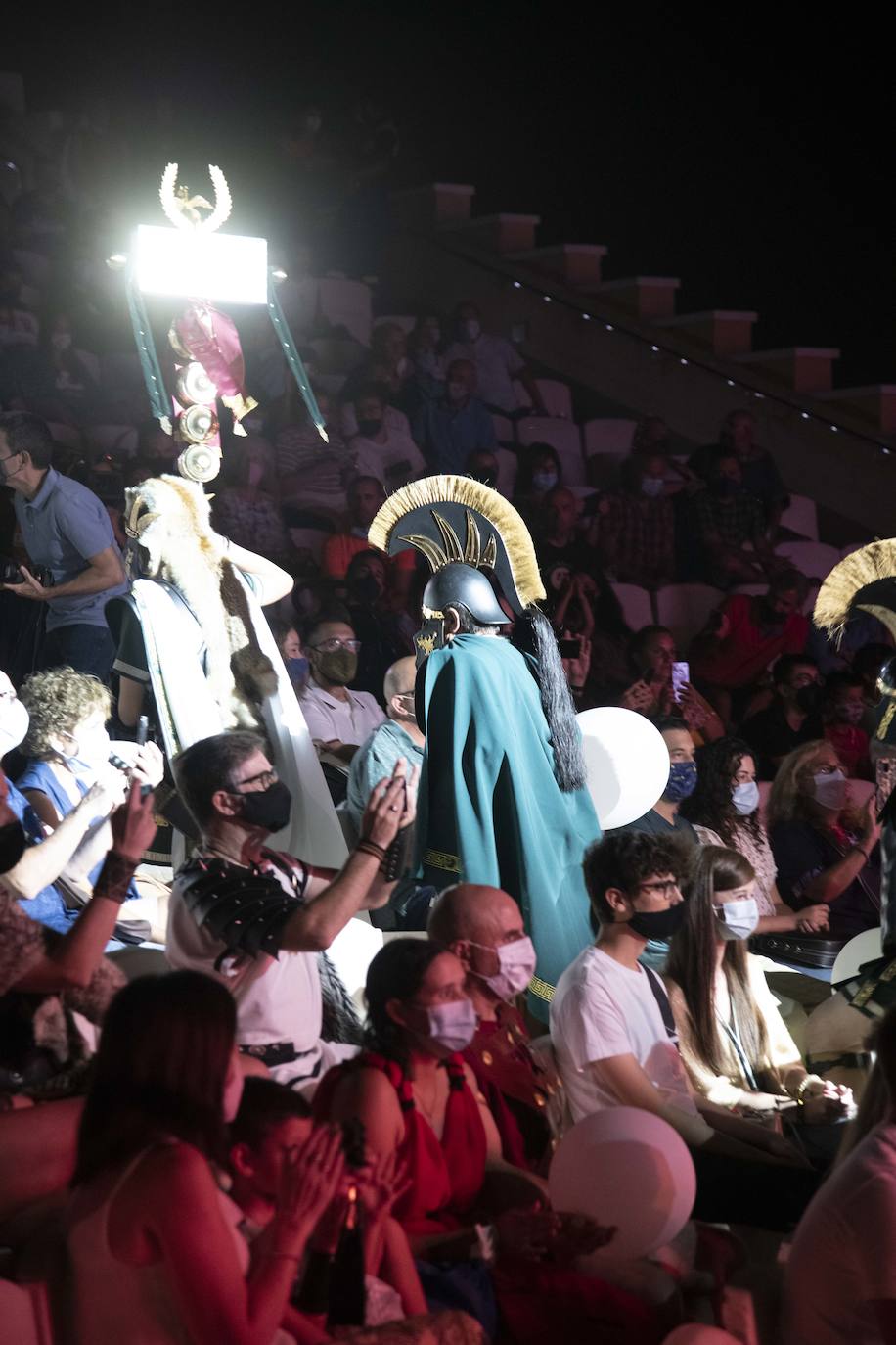 Fotos: Carthagineses y romanos se despiden con el apagado del fuego sagrado