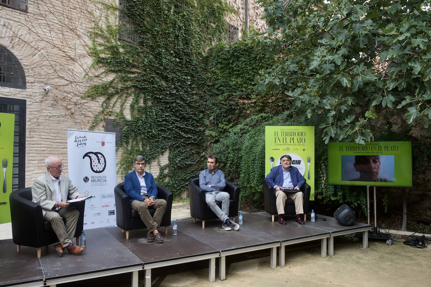 Fotos: Tercer encuentro del ciclo &#039;El territorio en el plato. Influencias históricas en los hábitos alimentarios de los murcianos: un viaje alrededor del mundo&#039;