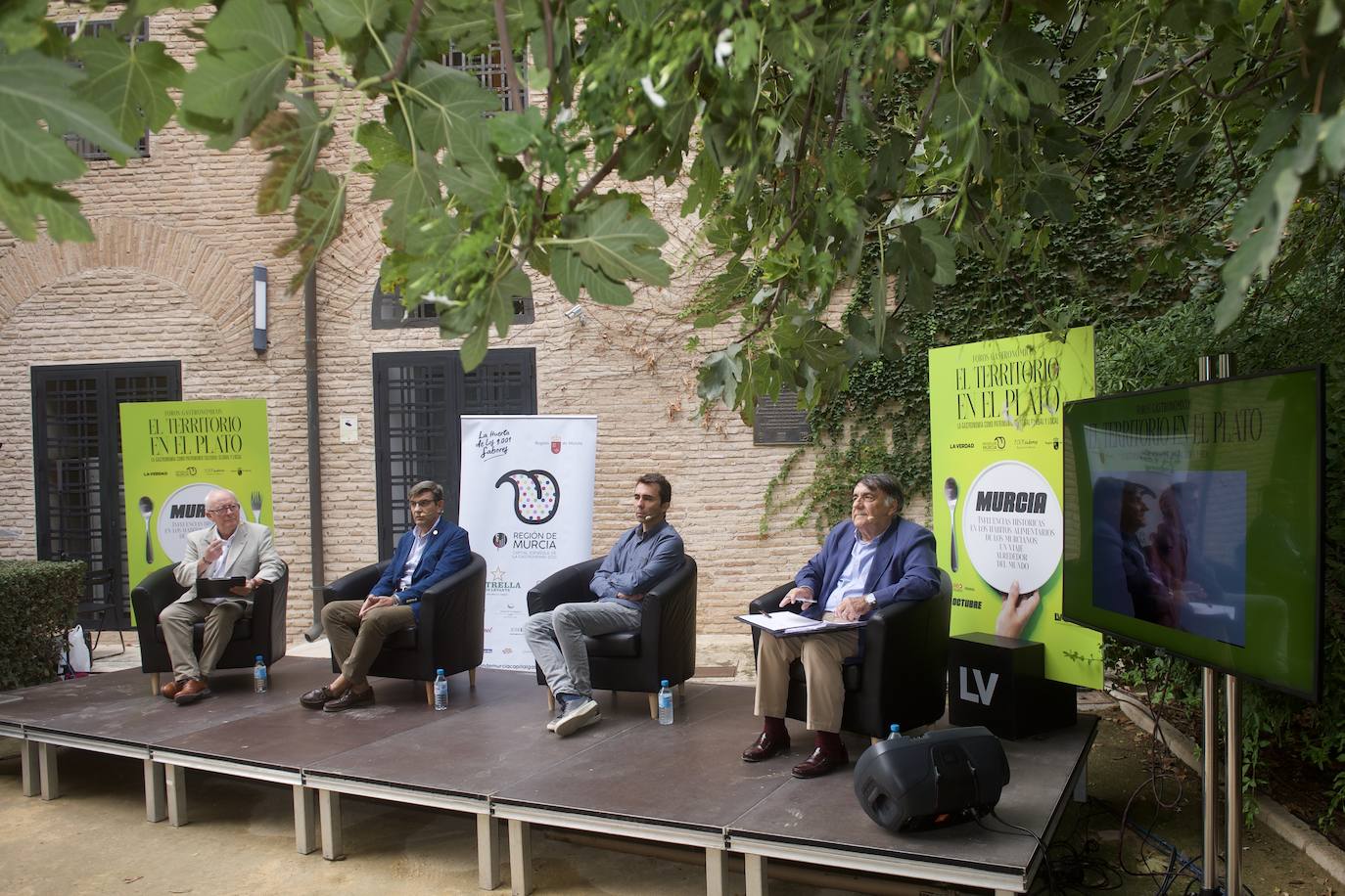 Fotos: Tercer encuentro del ciclo &#039;El territorio en el plato. Influencias históricas en los hábitos alimentarios de los murcianos: un viaje alrededor del mundo&#039;