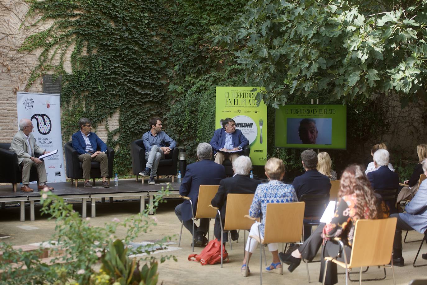 Fotos: Tercer encuentro del ciclo &#039;El territorio en el plato. Influencias históricas en los hábitos alimentarios de los murcianos: un viaje alrededor del mundo&#039;