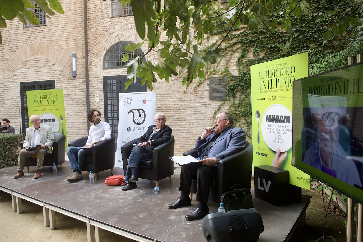 Fotos: Tercer encuentro del ciclo &#039;El territorio en el plato. Influencias históricas en los hábitos alimentarios de los murcianos: un viaje alrededor del mundo&#039;