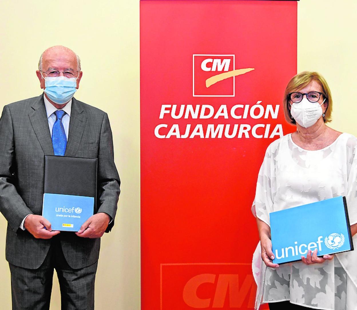 Cajamurcia renueva con Unicef