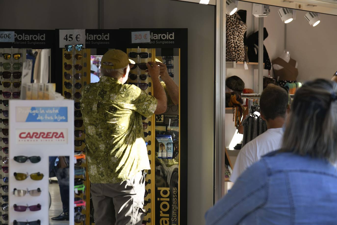 Fotos: Descuentos de hasta el 70% en la Feria Outlet de Cartagena