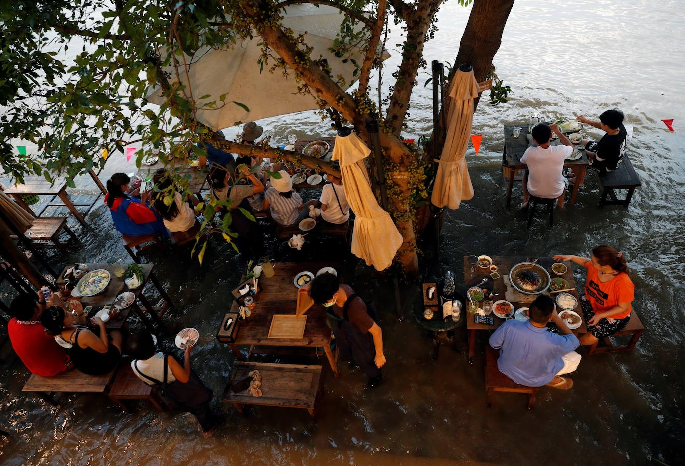 Fotos: Cena pasada por agua