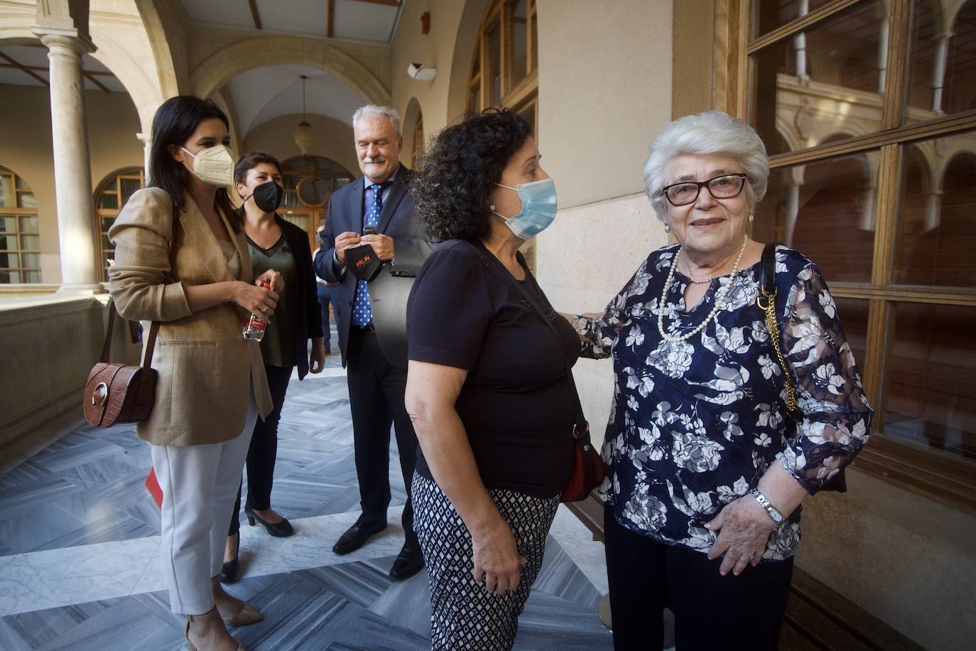 Fotos: María Teresa Cervantes pregona la Feria del Libro