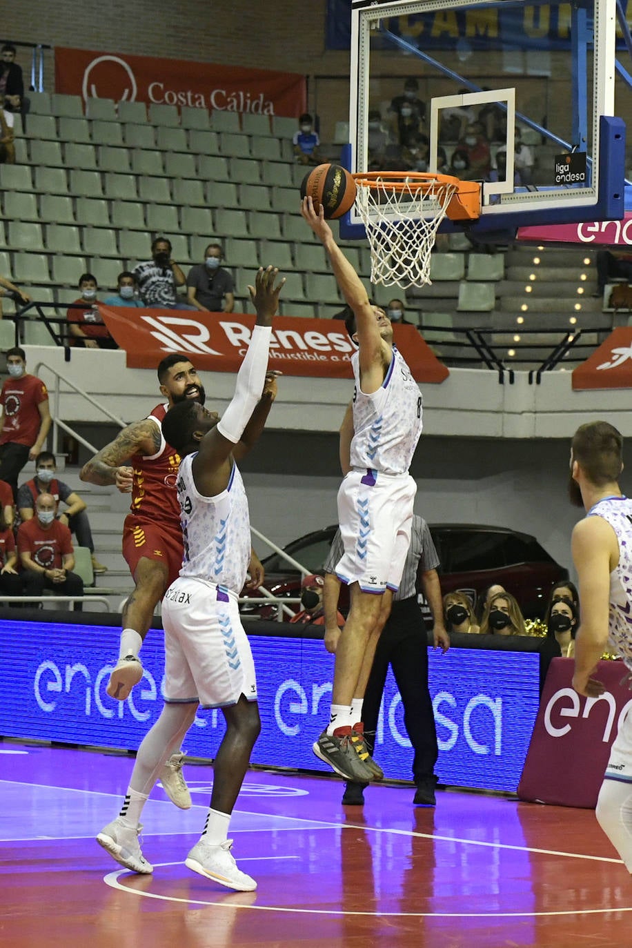 Fotos: La victoria del UCAM Murcia contra el Bilbao Basket, en imágenes