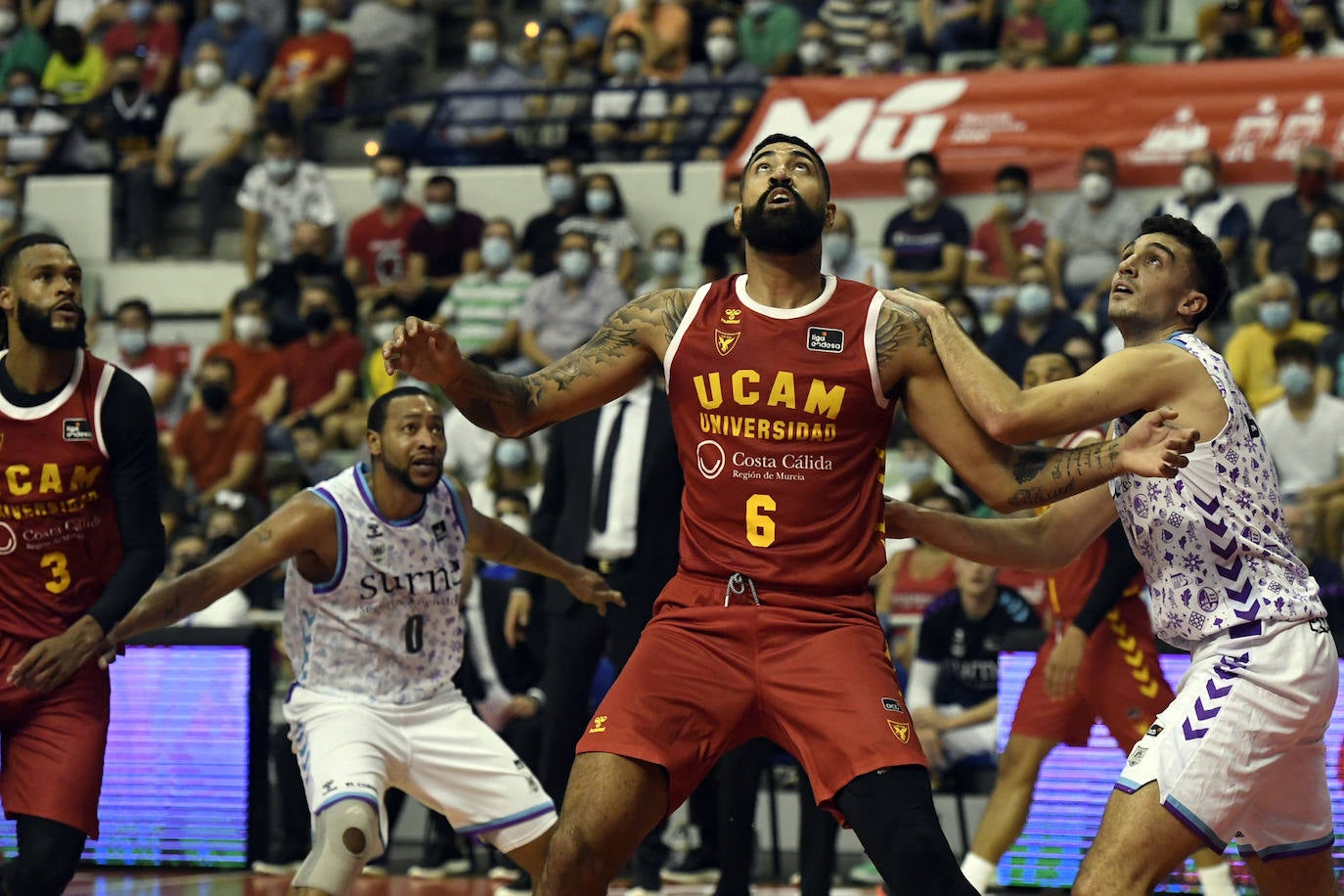 Fotos: La victoria del UCAM Murcia contra el Bilbao Basket, en imágenes