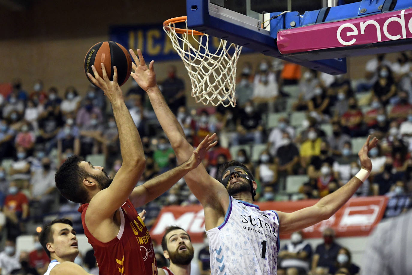 Fotos: La victoria del UCAM Murcia contra el Bilbao Basket, en imágenes