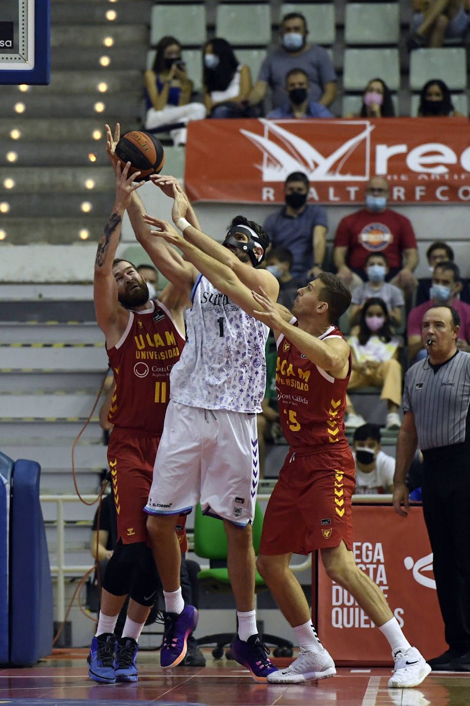 Fotos: La victoria del UCAM Murcia contra el Bilbao Basket, en imágenes