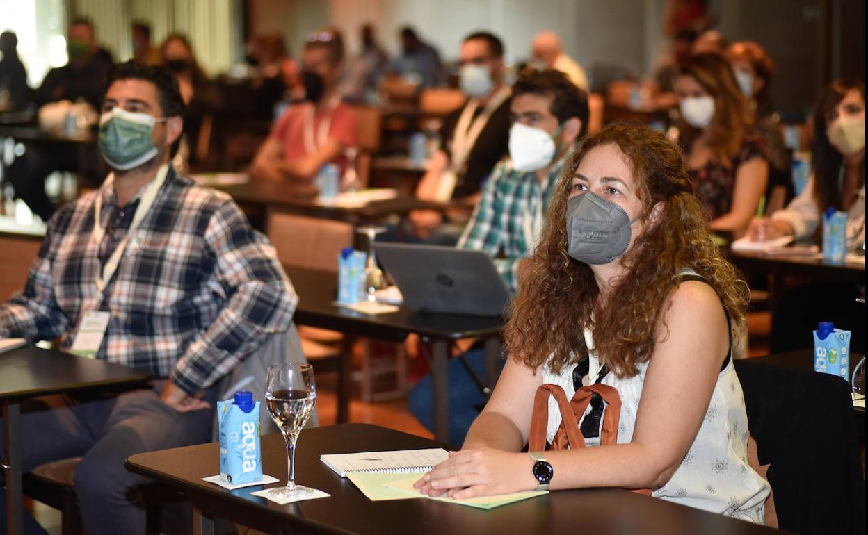 Asistentes al congreso de agricultura ecológica en la jornada inaugural. 