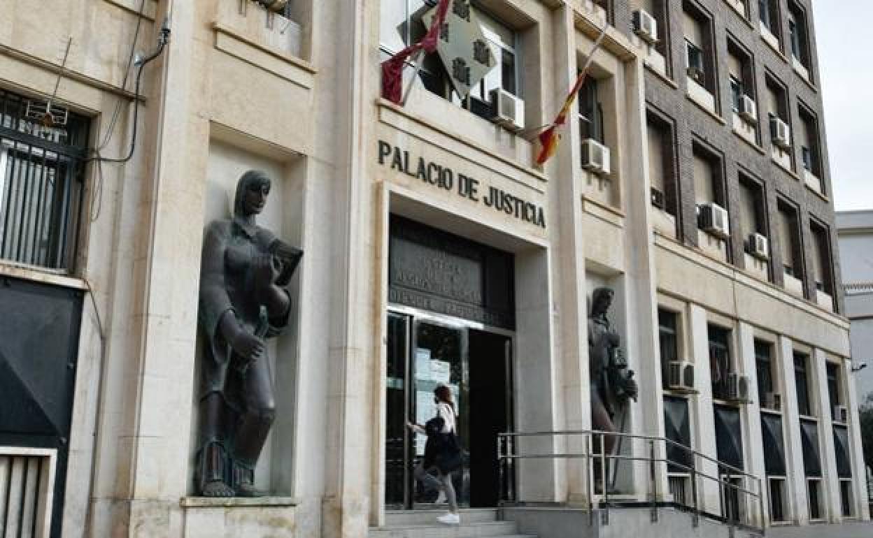 El Palacio de Justicia de Murcia, sede de la Audiencia Provincial, en una foto de archivo. 