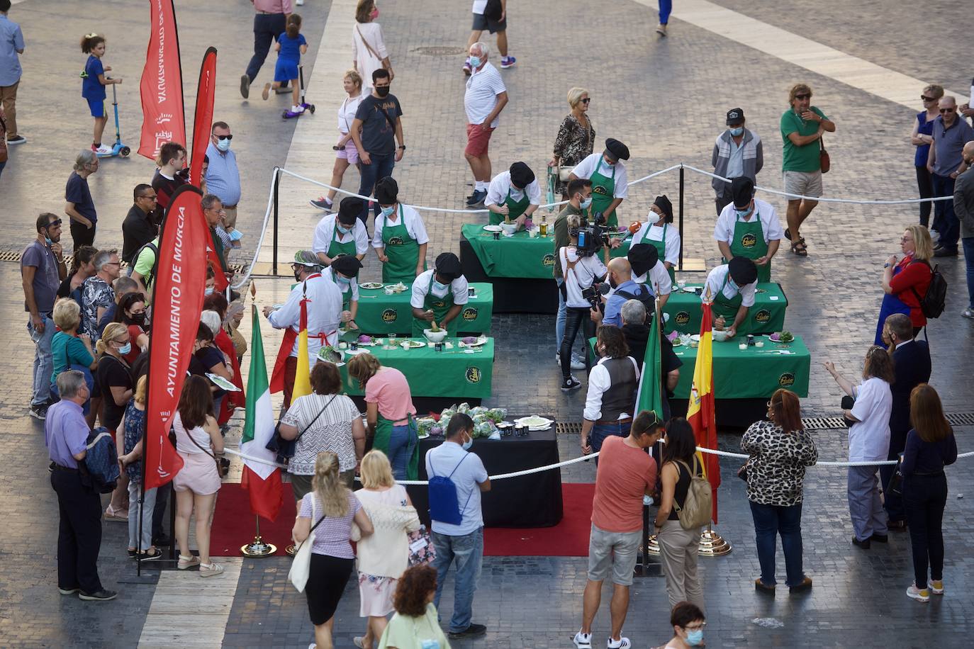 Fotos: Campeonato de Pesto en la plaza del Cardenal Belluga