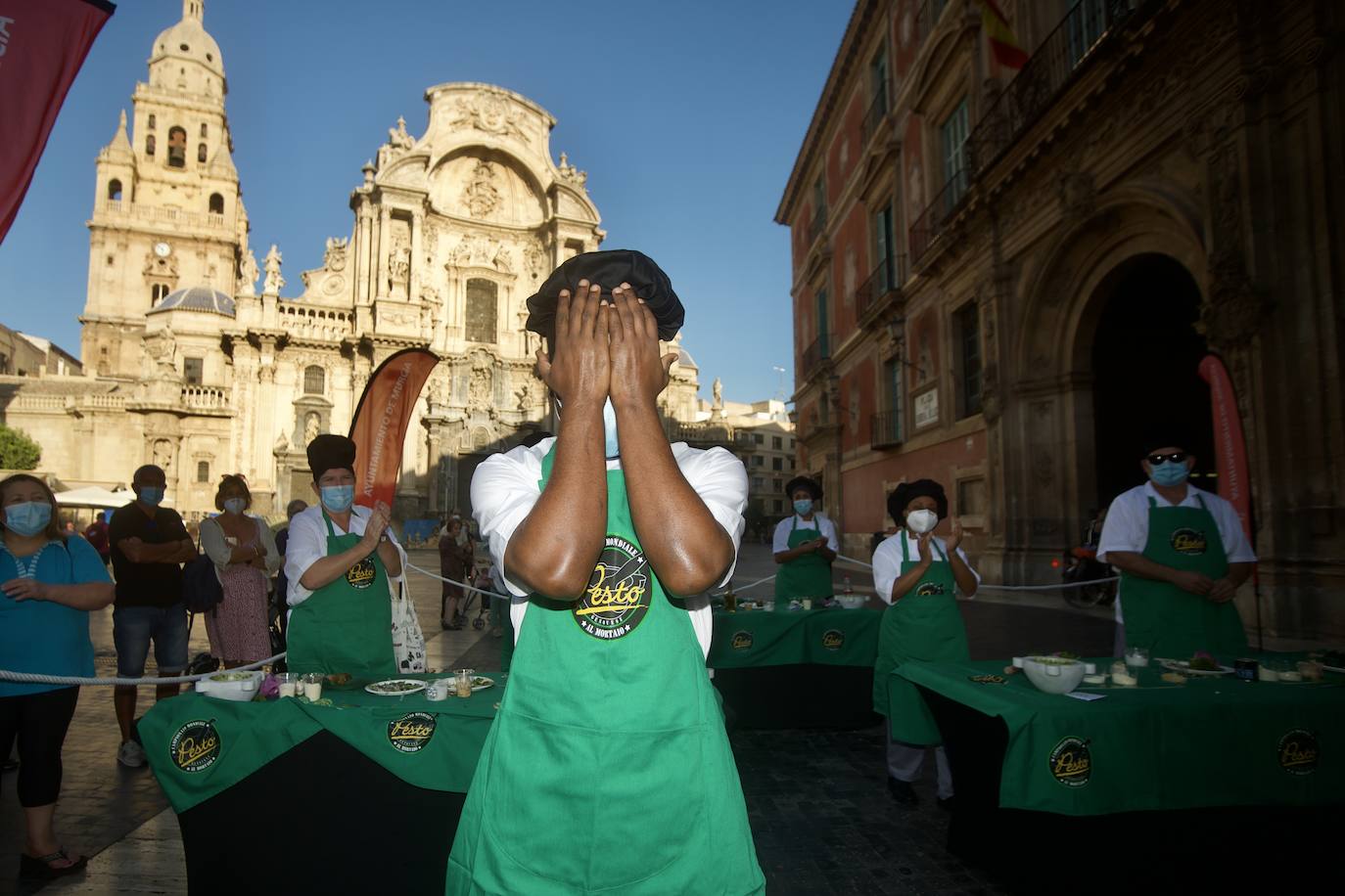 Fotos: Campeonato de Pesto en la plaza del Cardenal Belluga