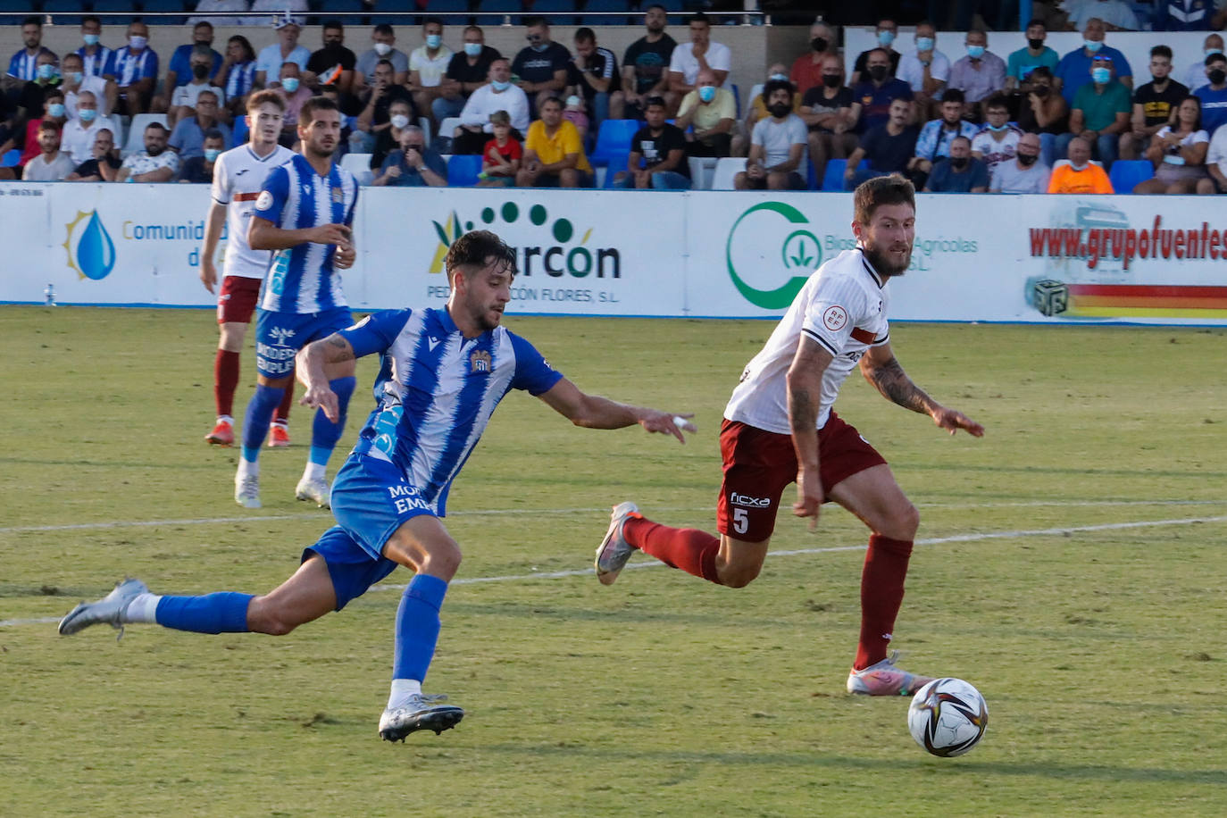 Fotos: El empate del Águilas contra el Alzira. en imágenes