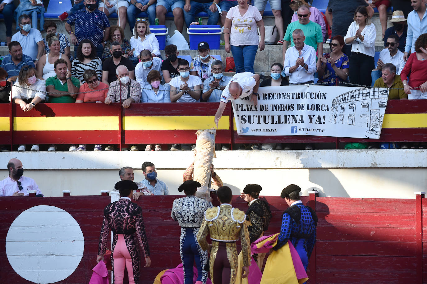 Fotos: Celebración de Rafaelillo empañada por la cogida de Ureña en Abarán