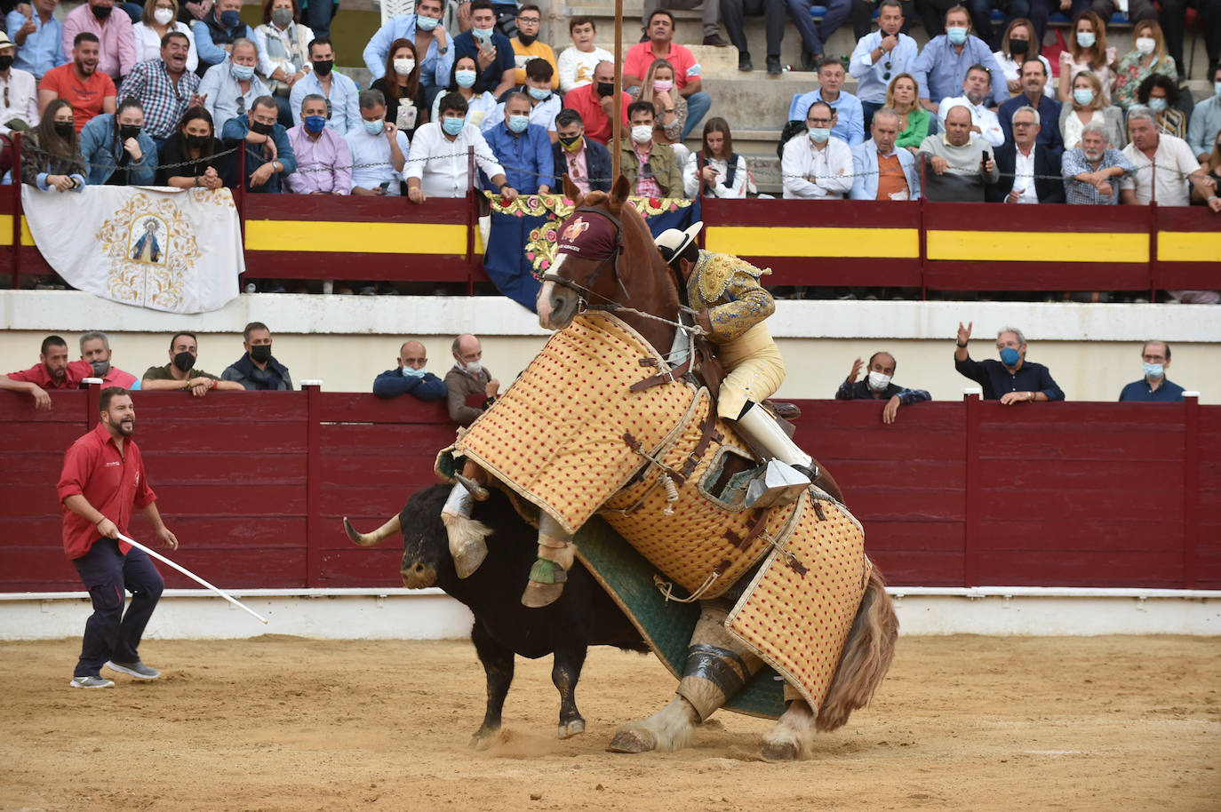 Fotos: Celebración de Rafaelillo empañada por la cogida de Ureña en Abarán