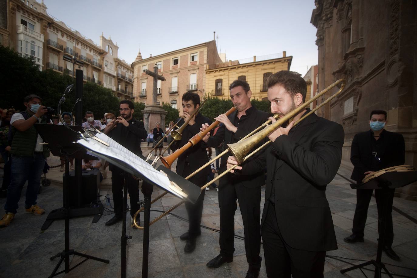 Fotos: Concierto a los pies de la Torre de la Catedral de Murcia