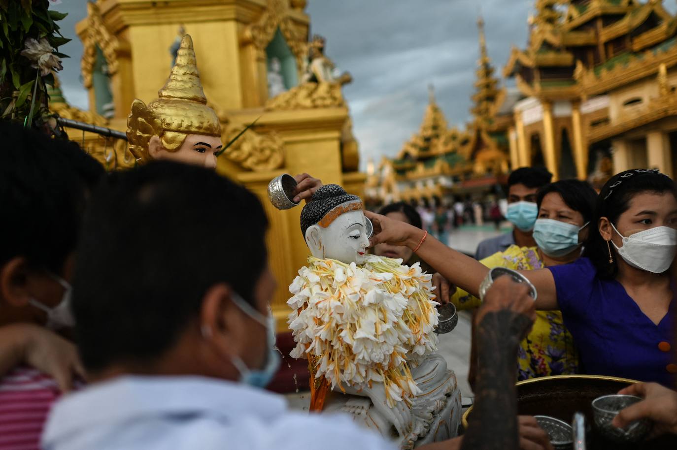 Fotos: Día de la luna llena de Thadingyut