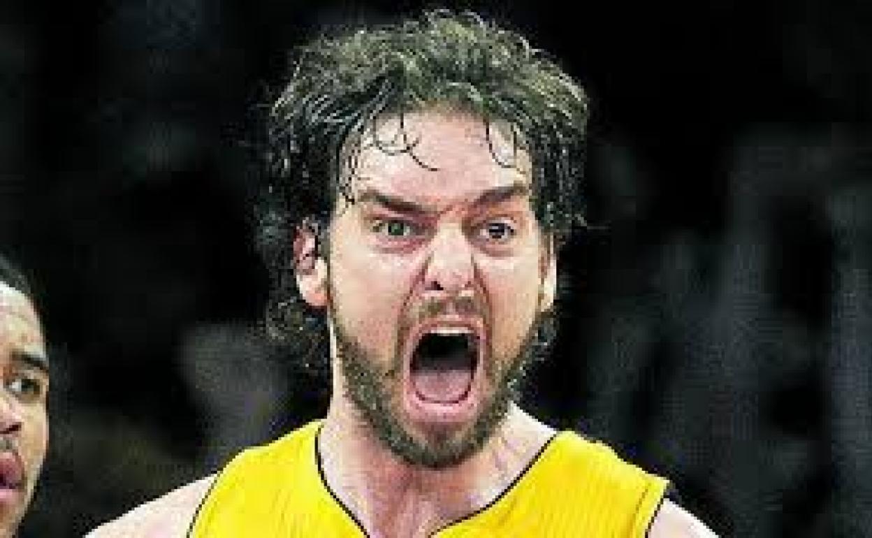 Pau Gasol, durante un partido con los Lakers. 