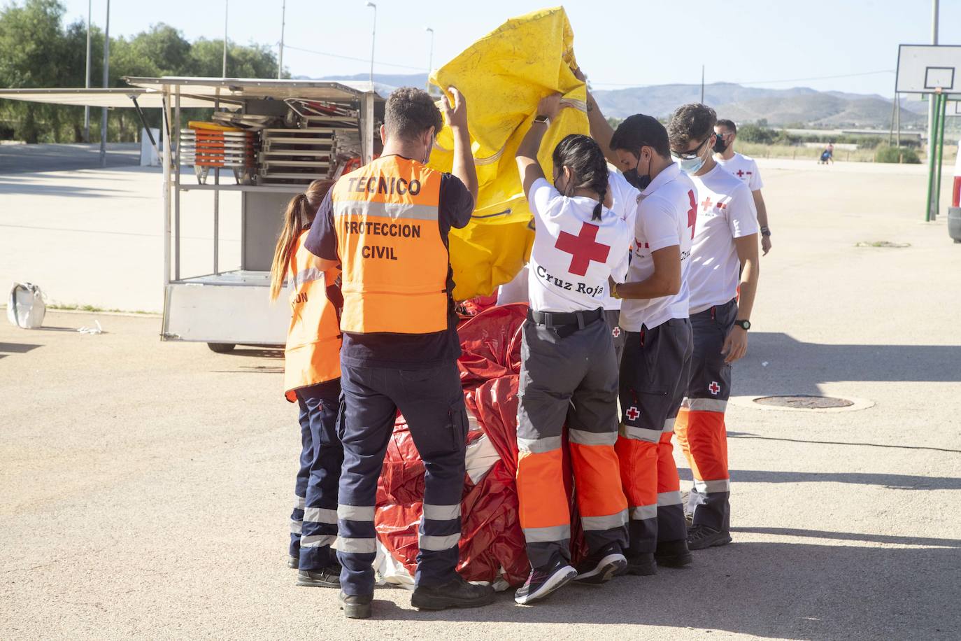 Fotos: Simulacro de un supuesto escape químico en La Ajorra