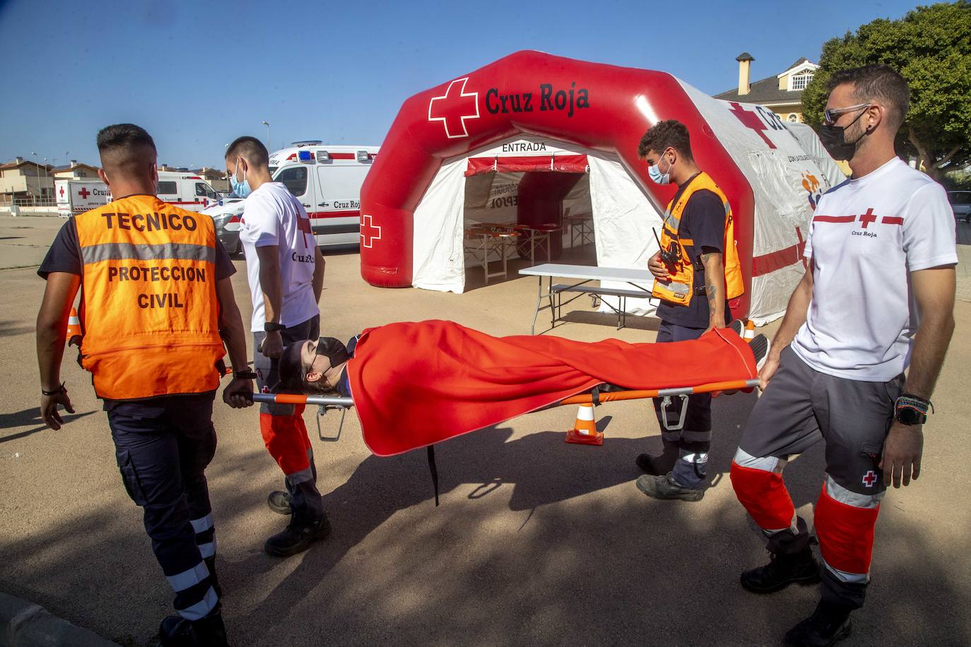 Fotos: Simulacro de un supuesto escape químico en La Ajorra