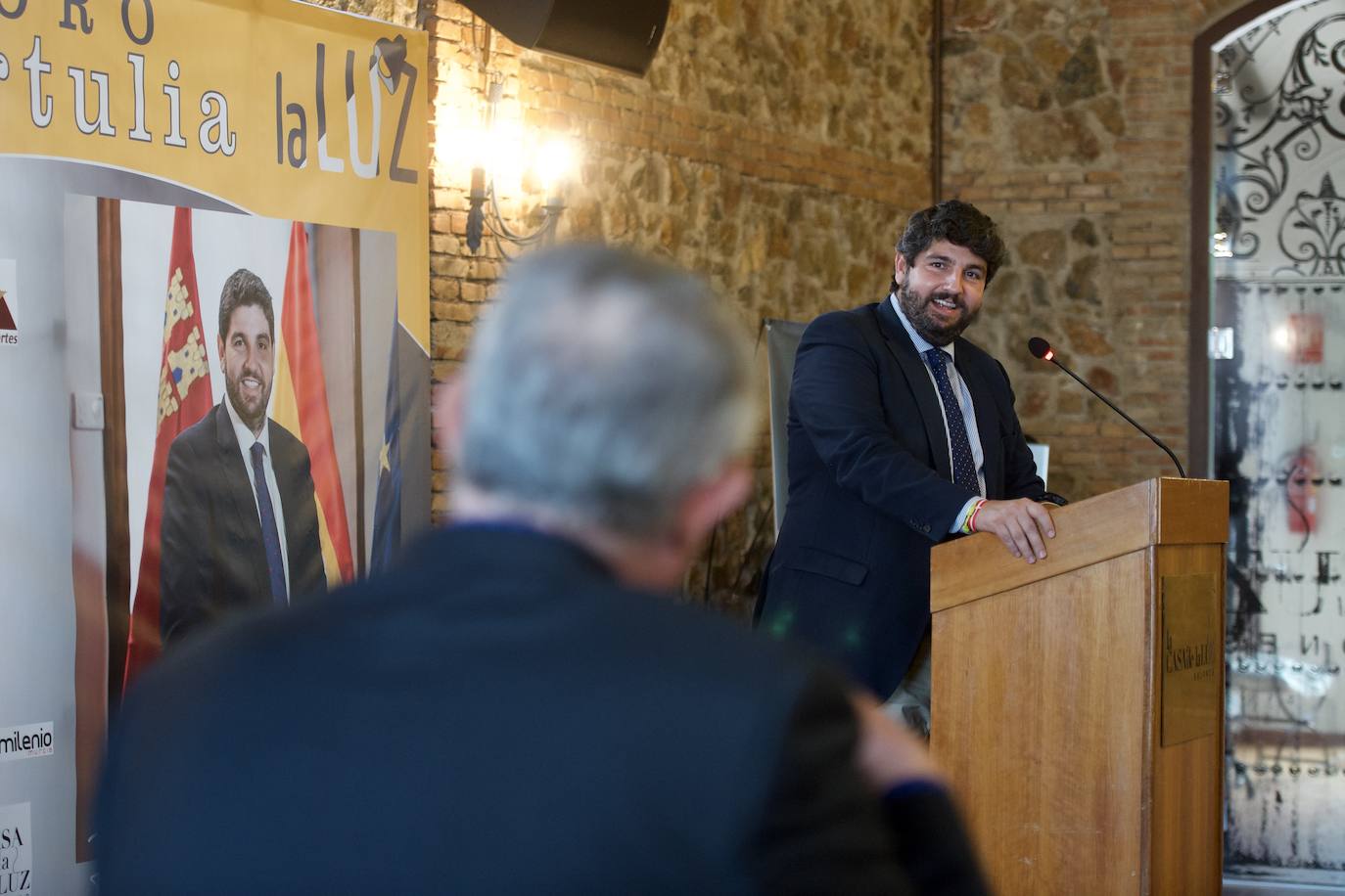 Fotos: Foro de tertulia &#039;La Luz&#039; en Murcia