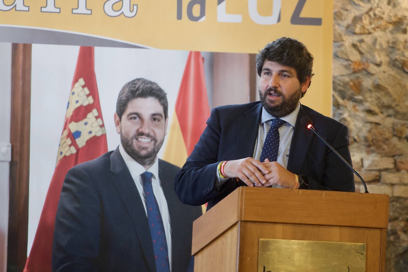 Fotos: Foro de tertulia &#039;La Luz&#039; en Murcia