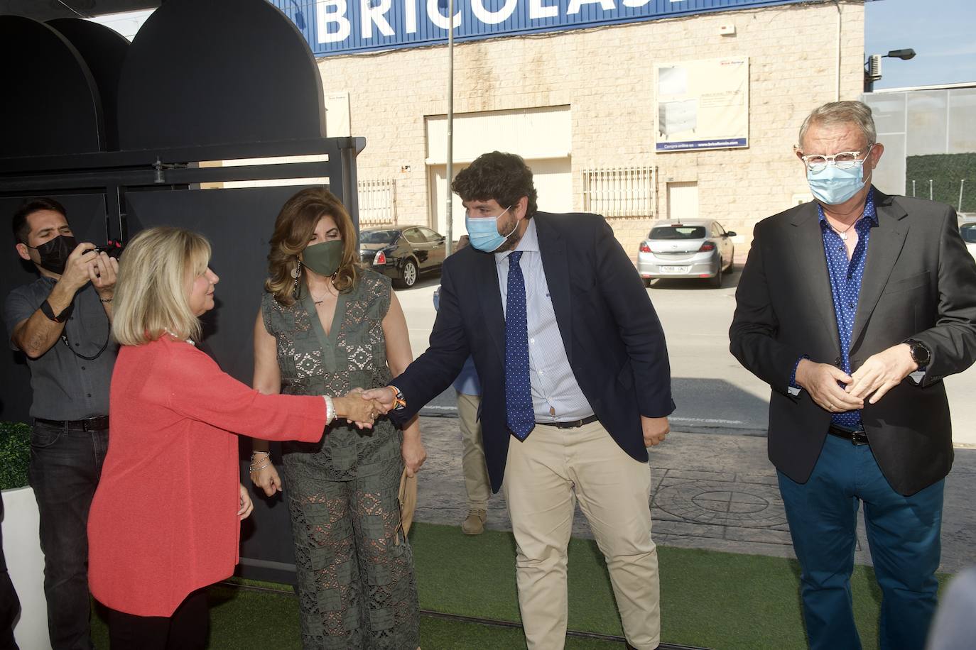 Fotos: Foro de tertulia &#039;La Luz&#039; en Murcia