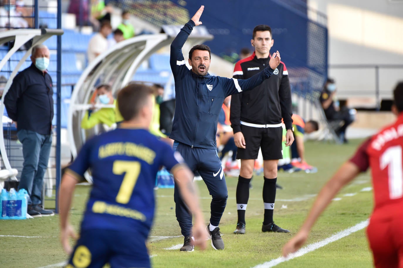 Fotos: Las mejores imágenes de la victoria del UCAM ante el Sevilla Atlético (2-1)