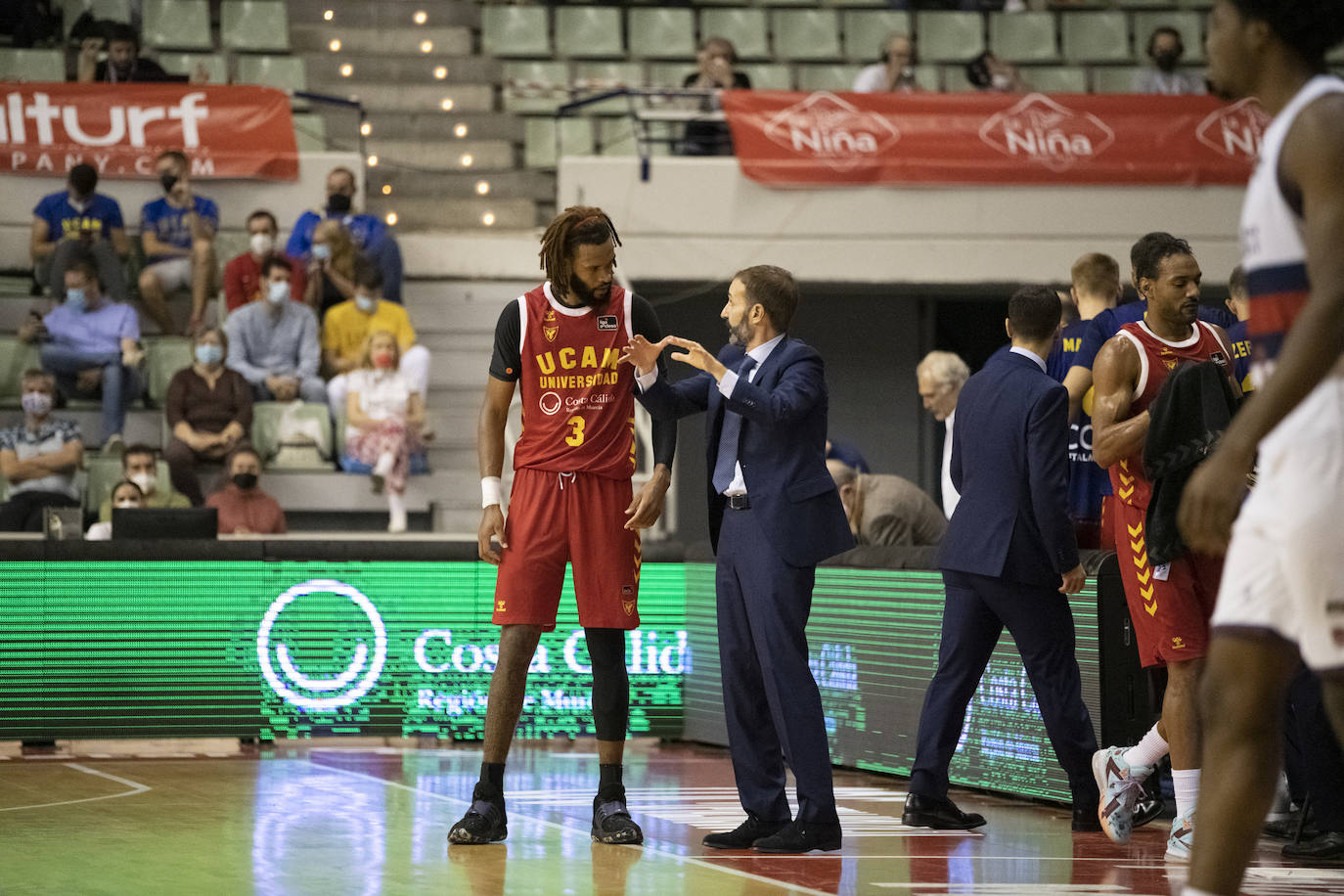 Fotos: La victoria del UCAM Murcia contra el Baskonia, en imágenes