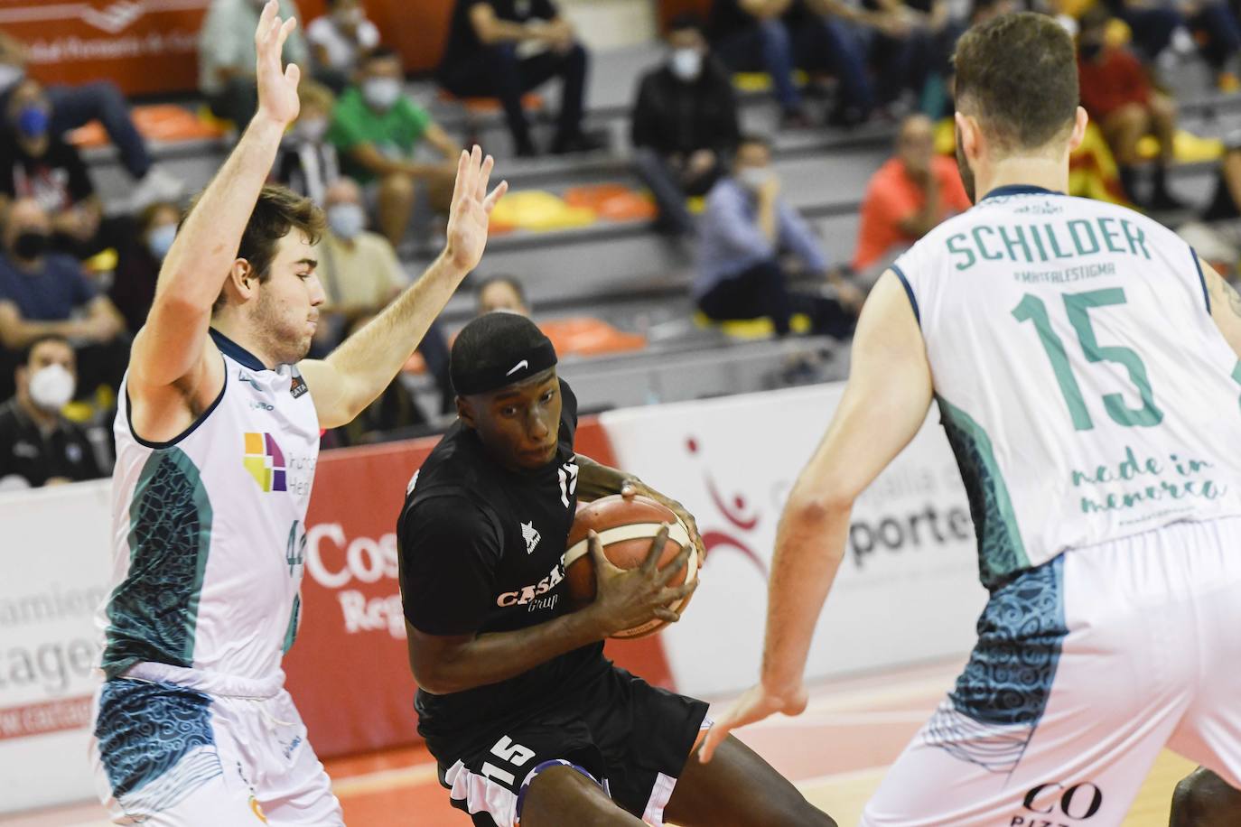 Fotos: Dulce agonía del &#039;Cebé&#039; Cartagena (71-69)