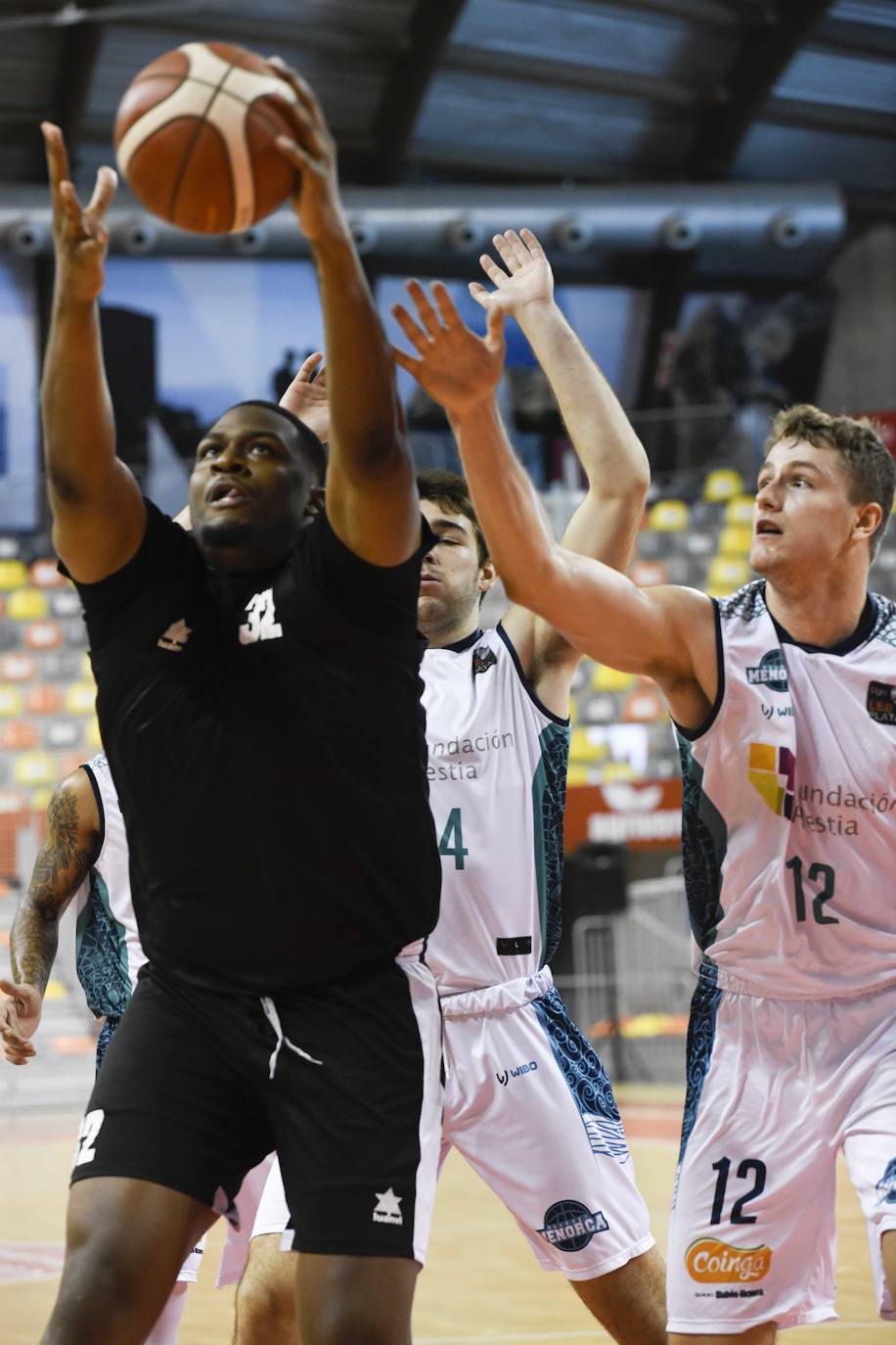 Fotos: Dulce agonía del &#039;Cebé&#039; Cartagena (71-69)