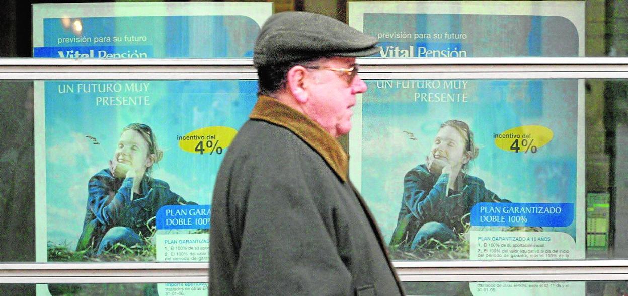 Publicidad sobre planes de pensiones garantizados, modalidad que va desapareciendo en la Región, con menos del 5% de partícipes. 