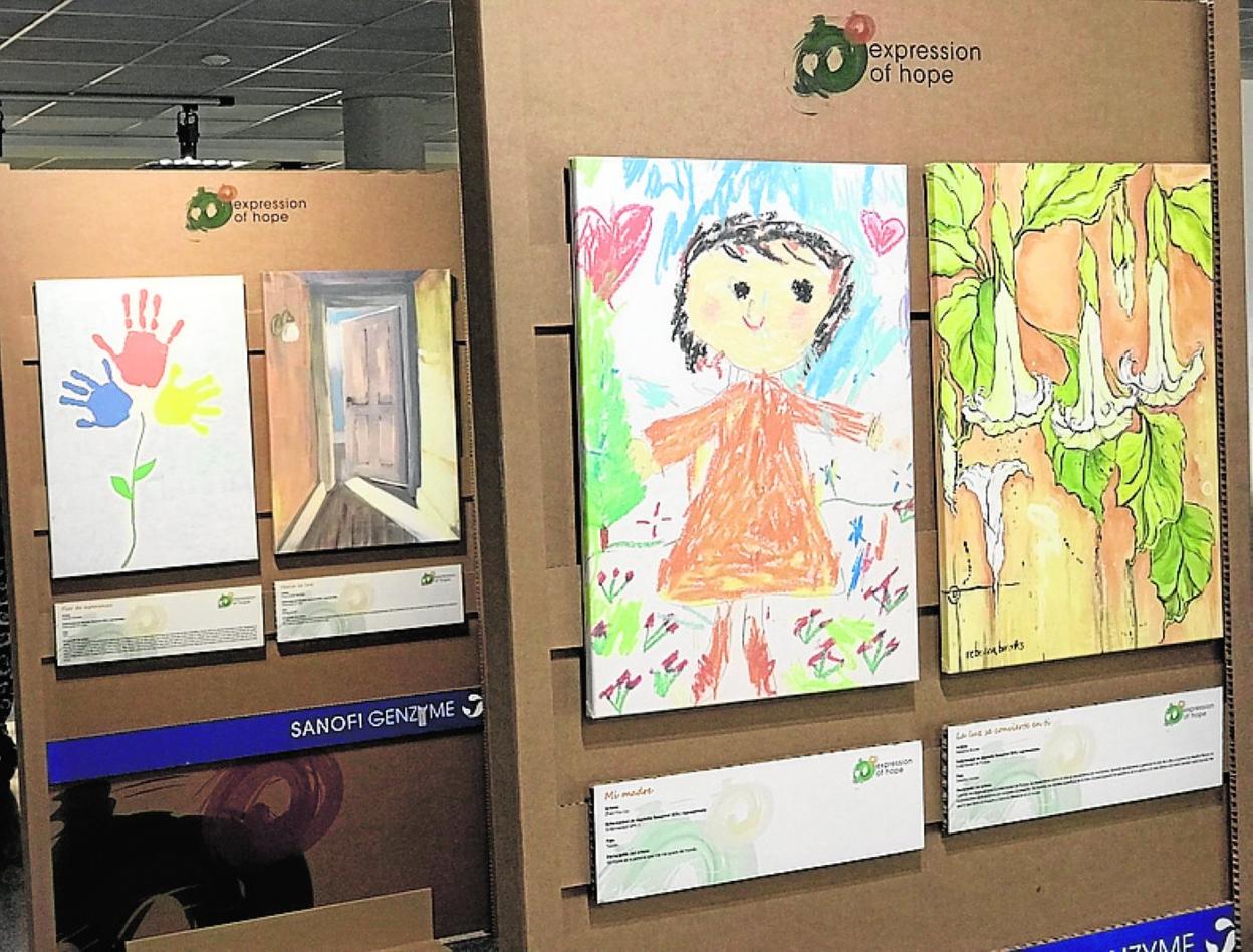 Varios dibujos de la exposición 'Expression of Hope'. 