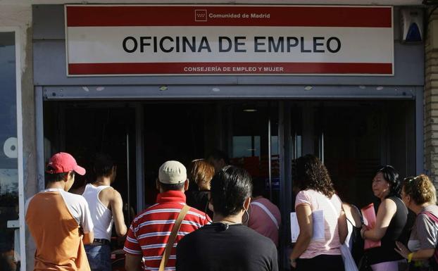 Oficina de empleo en Madrid. 